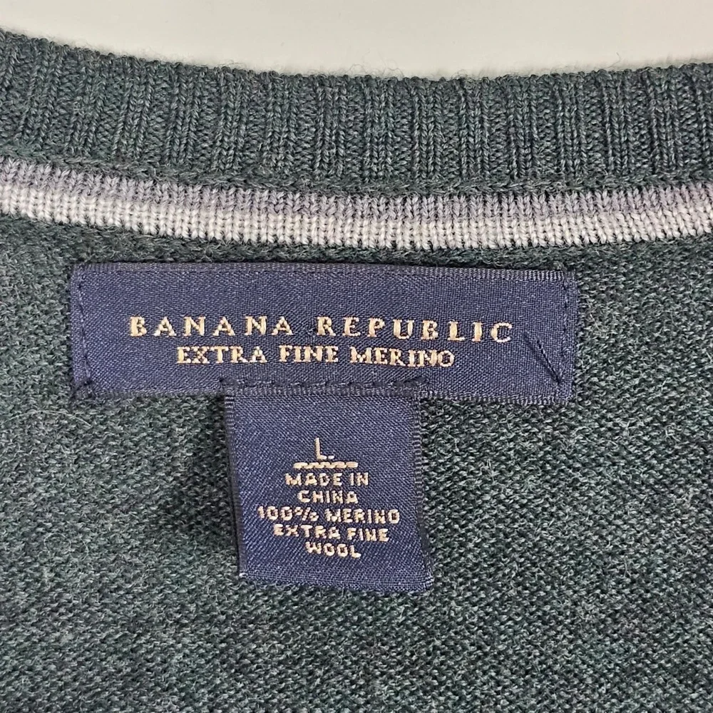Banana Republic Extra Fine Merino Wool V-Neck Sweater Mens L Pullover Knit Green